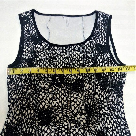 Black Lace Overlay Tank Top (xsm) - Picture 8 of 10